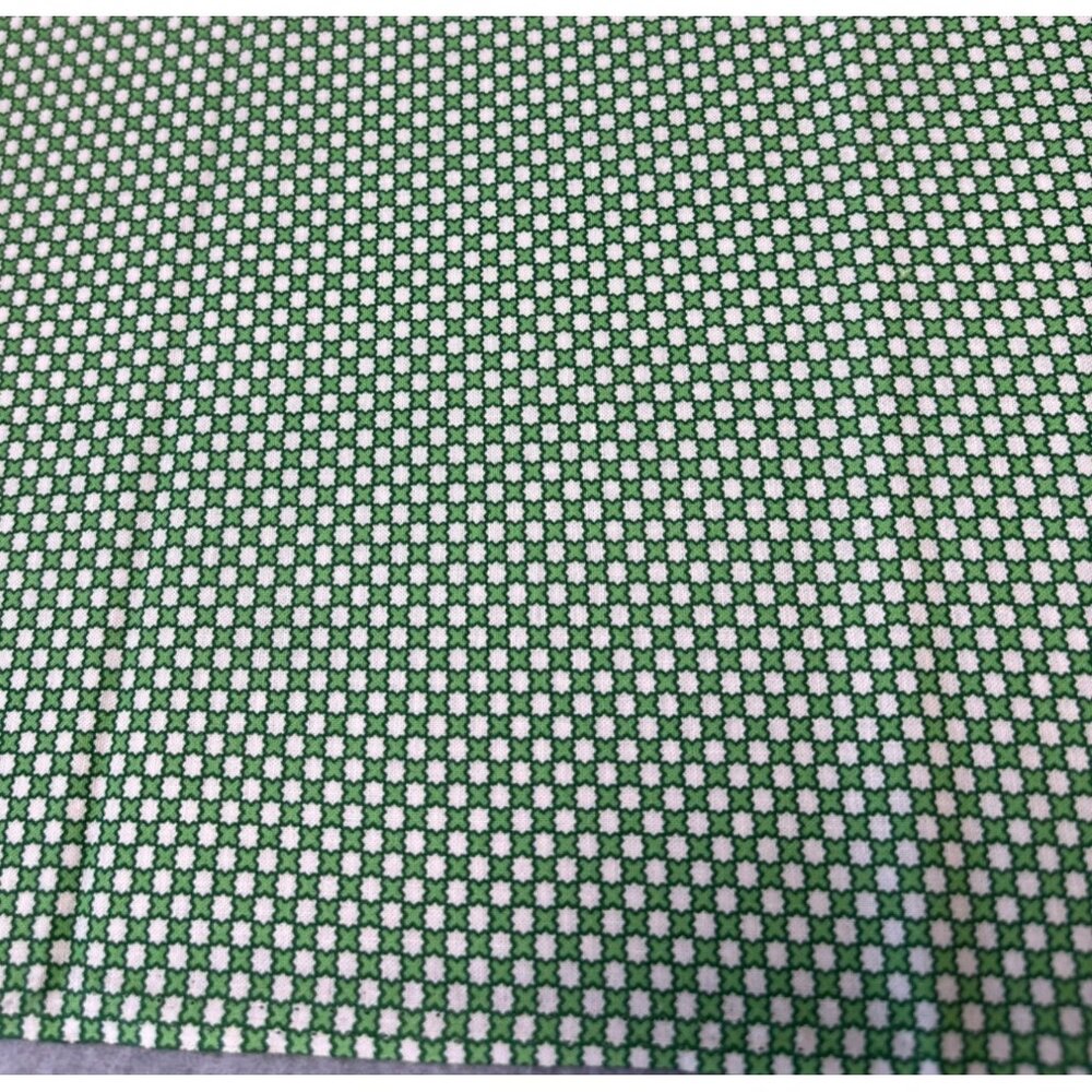 Green & White Cotton Fat Quarter 18x22" Quilting Sewing Craft Fabric